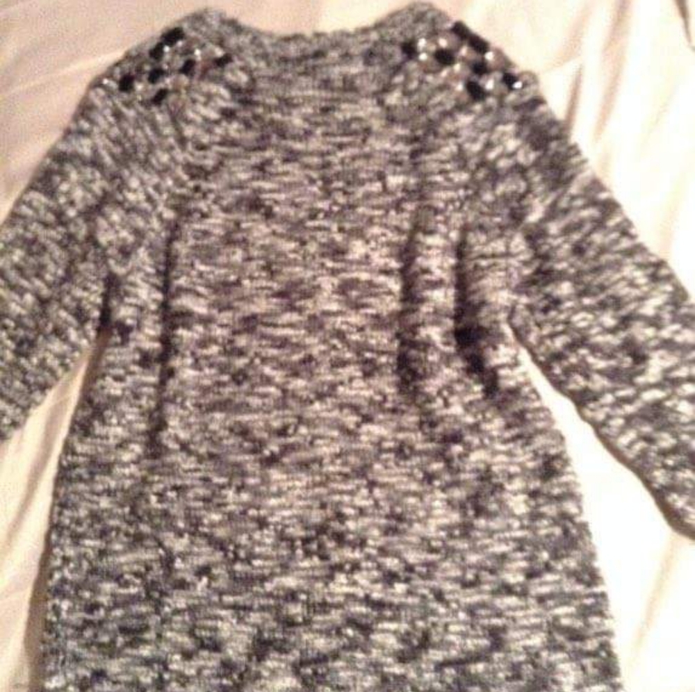 Sweater - Picture 4 of 5
